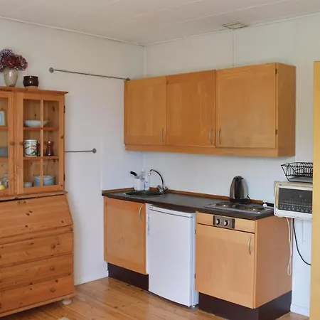1 Bedroom Cozy In